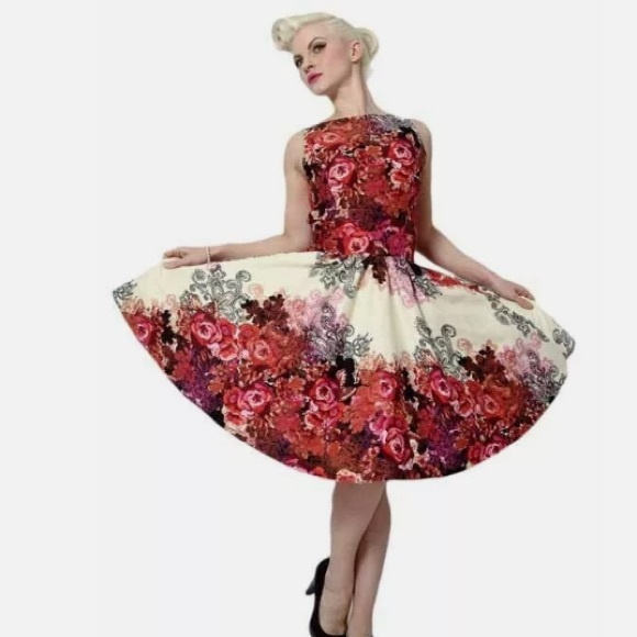 Simply devine Audrey Hepburn inspired Lady Vintage - Picture 1 of 16